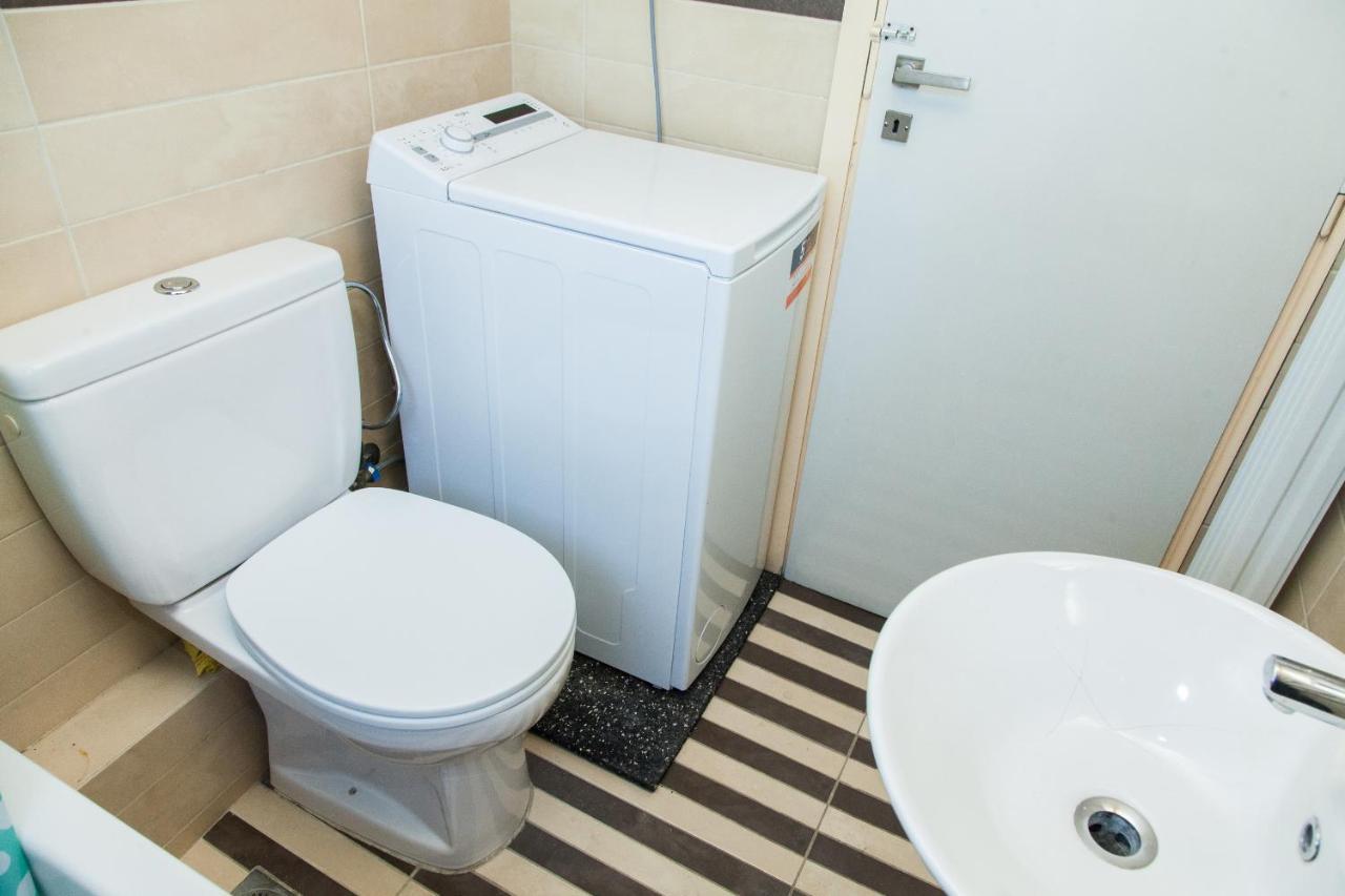 Bright Apt. With Lovely View In Lycabettus! Leilighet Athen Eksteriør bilde
